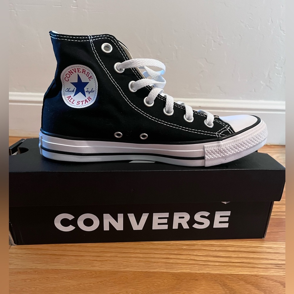 Women’s high top converse